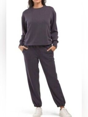 Bailey/44 Cinched Side Sweatshirt with Matching Joggers Size Medium